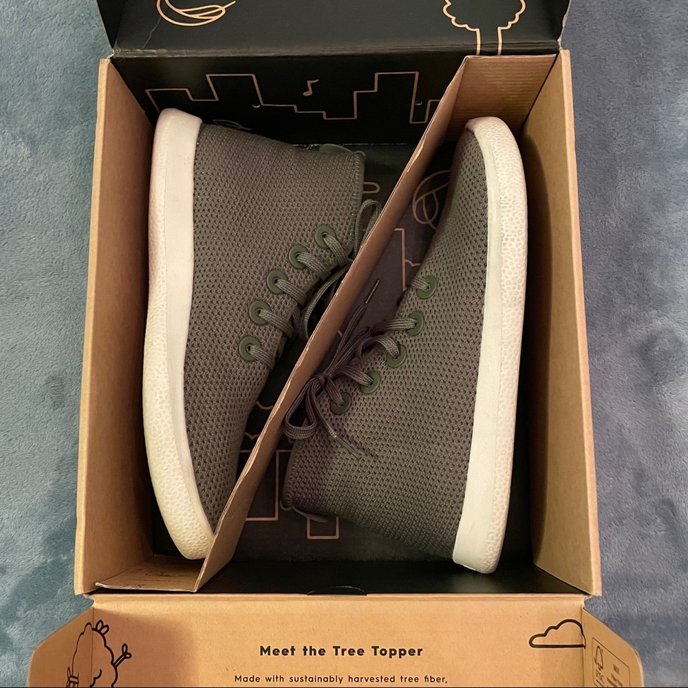 Allbirds Tree Topper - Like New (kauri fiddle-leaf)
